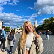 Capacidad para enseñanza en inglés, además de materias de primaria y secundaria